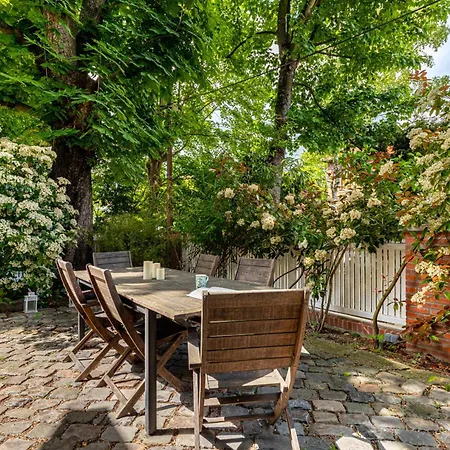 Grand & Classy With Private Garden, Guy Art House * Meudon